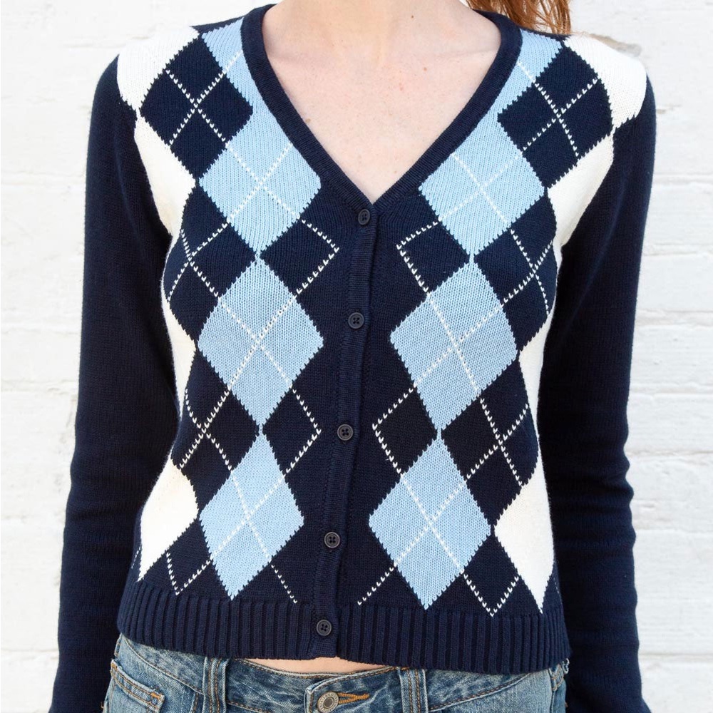Brandy Melville // Elizabeth sweater